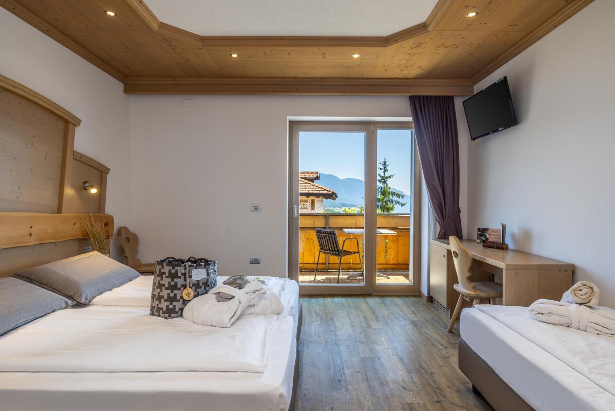 Miraval 4*